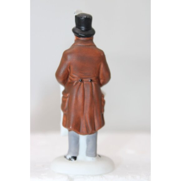 Dept 56 Dickens Village - Portabello Road Peddlers - Picture 8 of 10